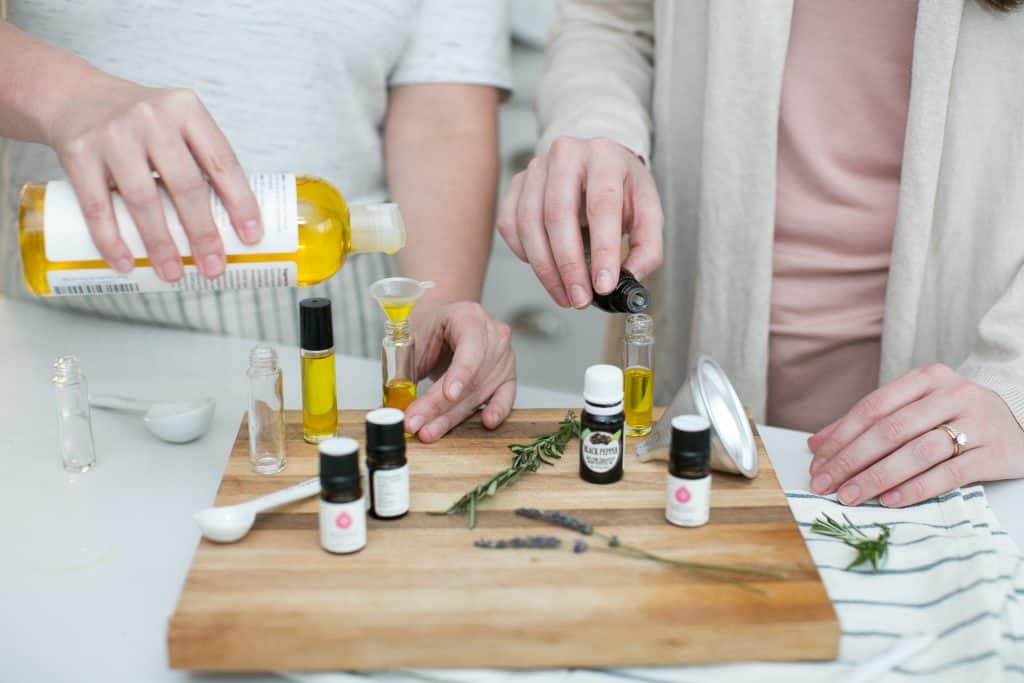 9 Rosemary Essential Oil Blends for Roll-On Aromatherapy Relief