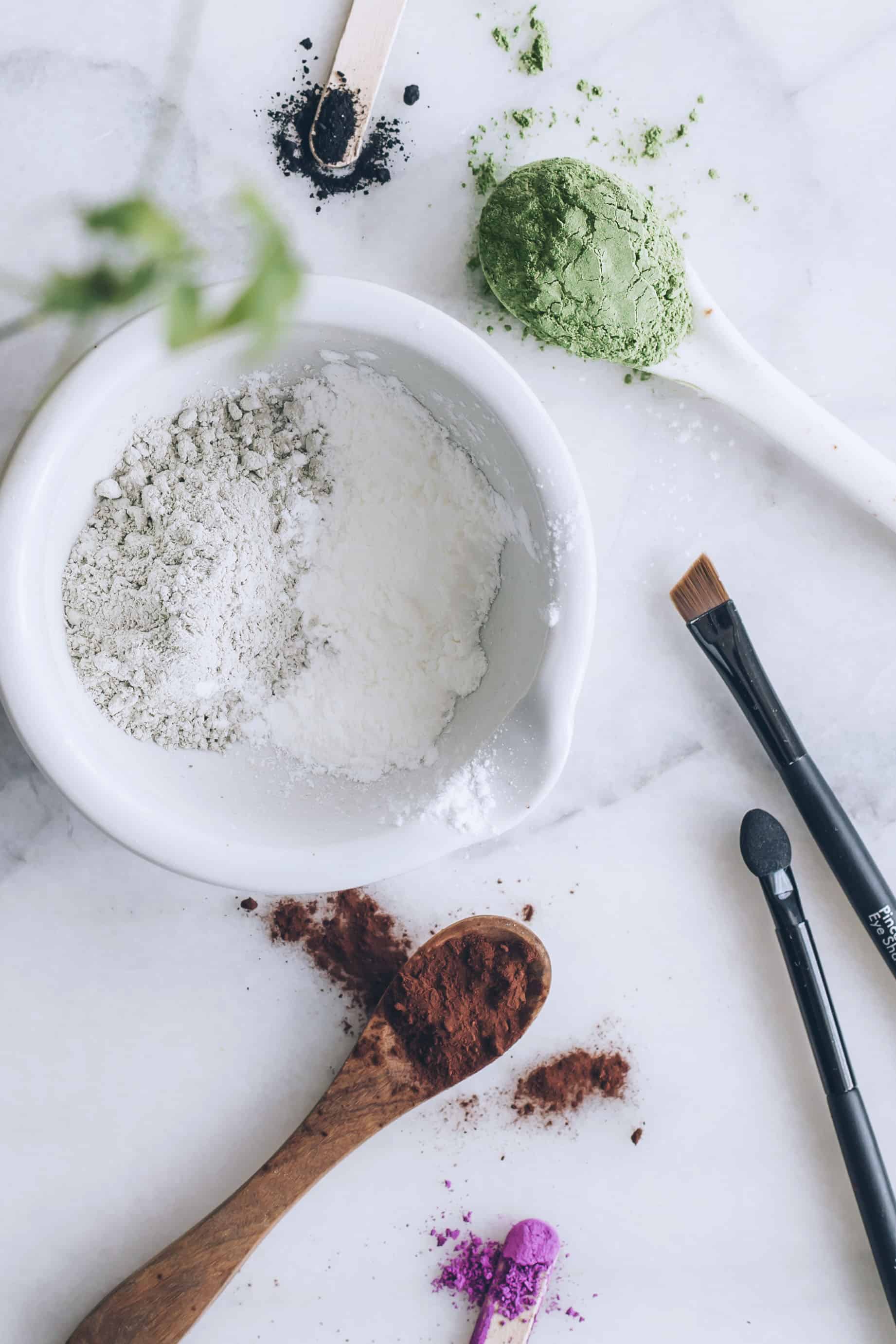 Make Your Own Natural Mineral Clay Eyeshadow