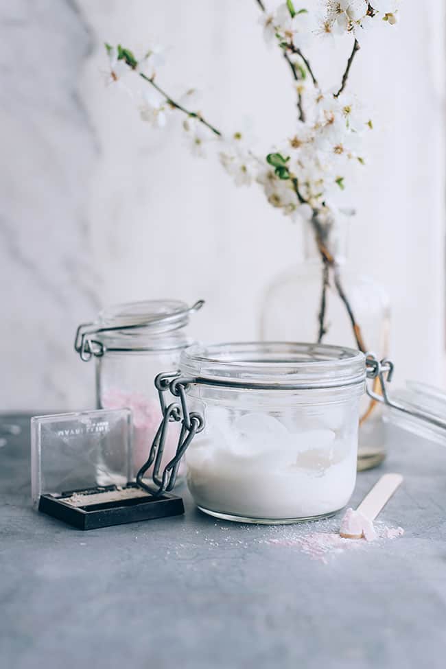 Get a warm, subtle glow with this DIY shimmer lotion. All that's needed is your favorite lotion, eye shadow or shimmer powder, and a pretty jar.