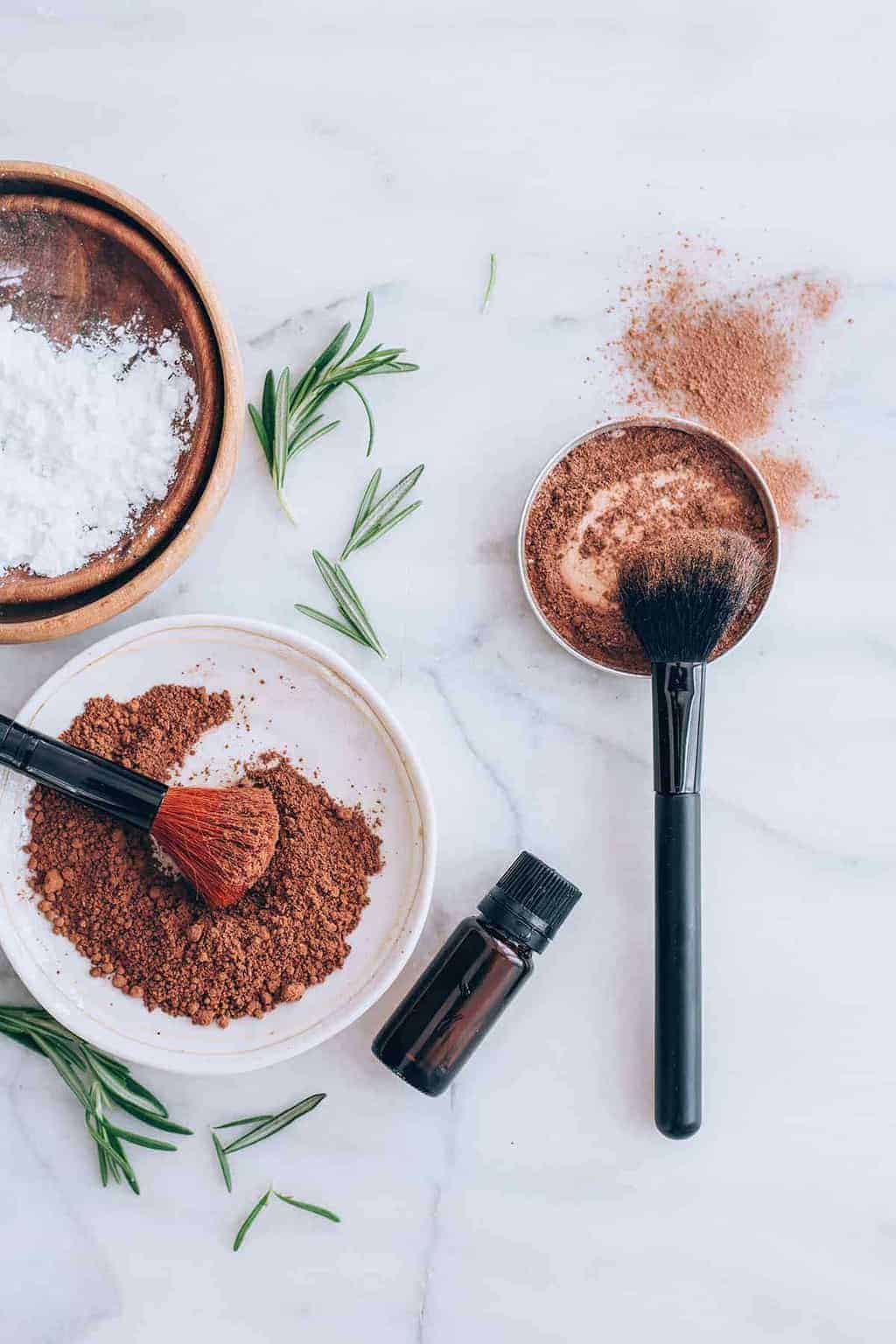 Ingredients to make homemade contour powder