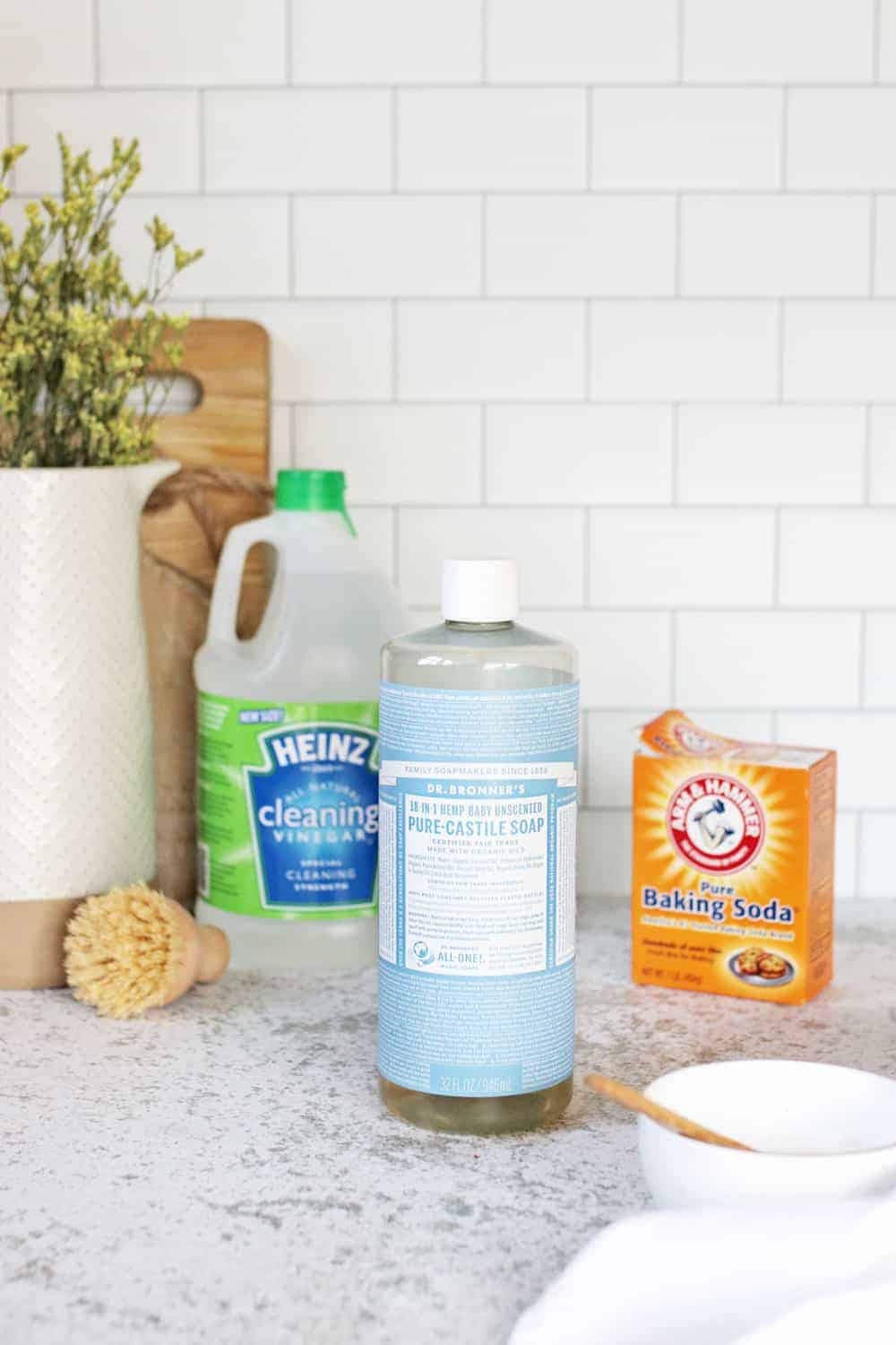 4 Green Cleaning Ingredients You Should Never Mix