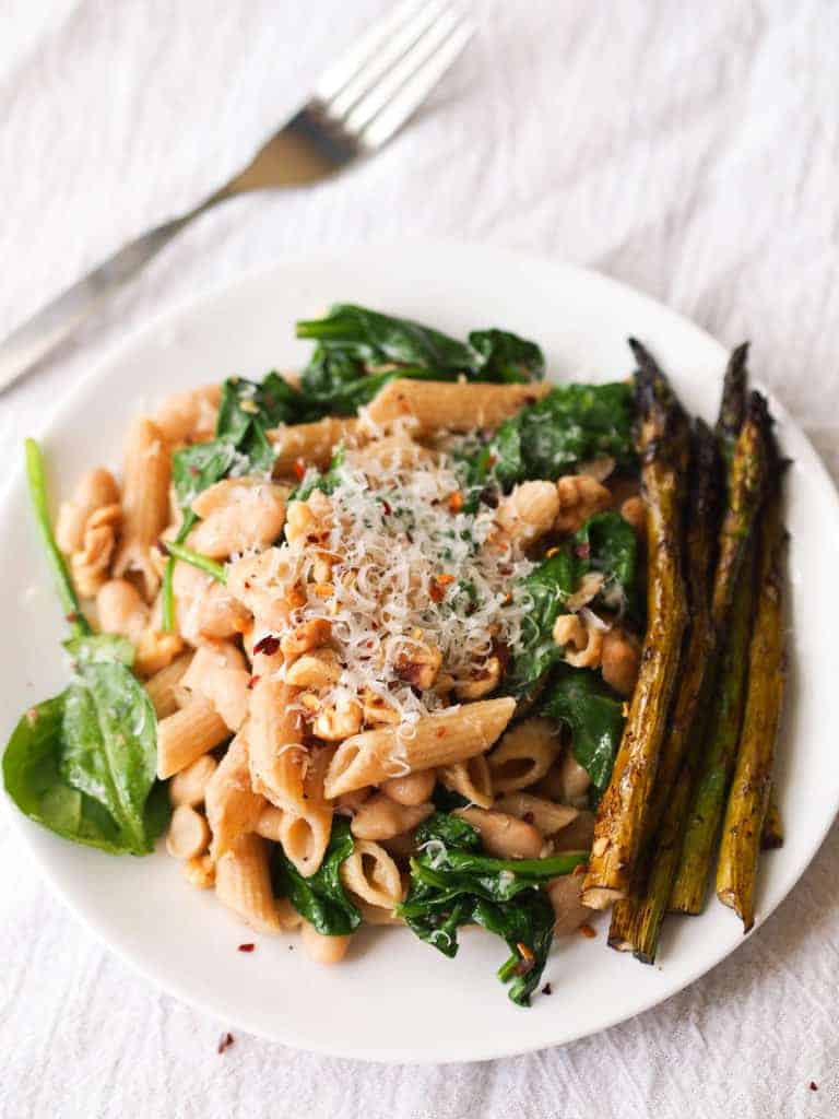 Penne with Spinach, White Beans and Garlic Oil from Rachel Hartley Nutrition
