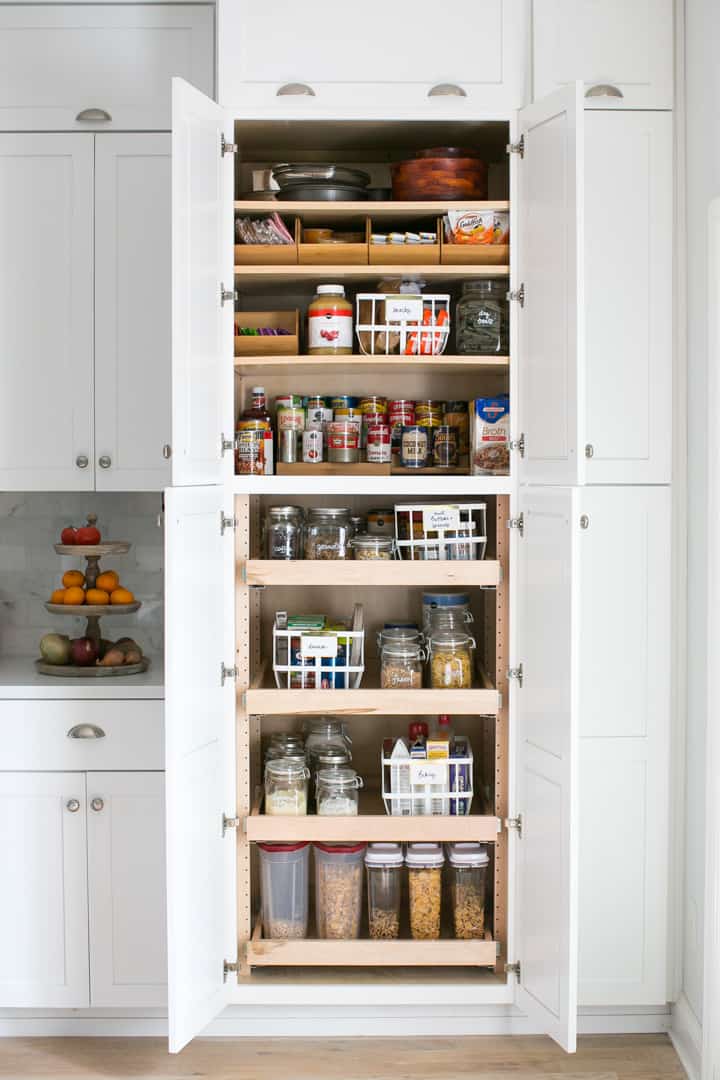 Inside My Pantry Makeover Hello Nest Here S A Look At The Whole Cabinet This May Be One Of Most Satisfying Projects I Ve Ever Done How Do You Organize Your Pantry