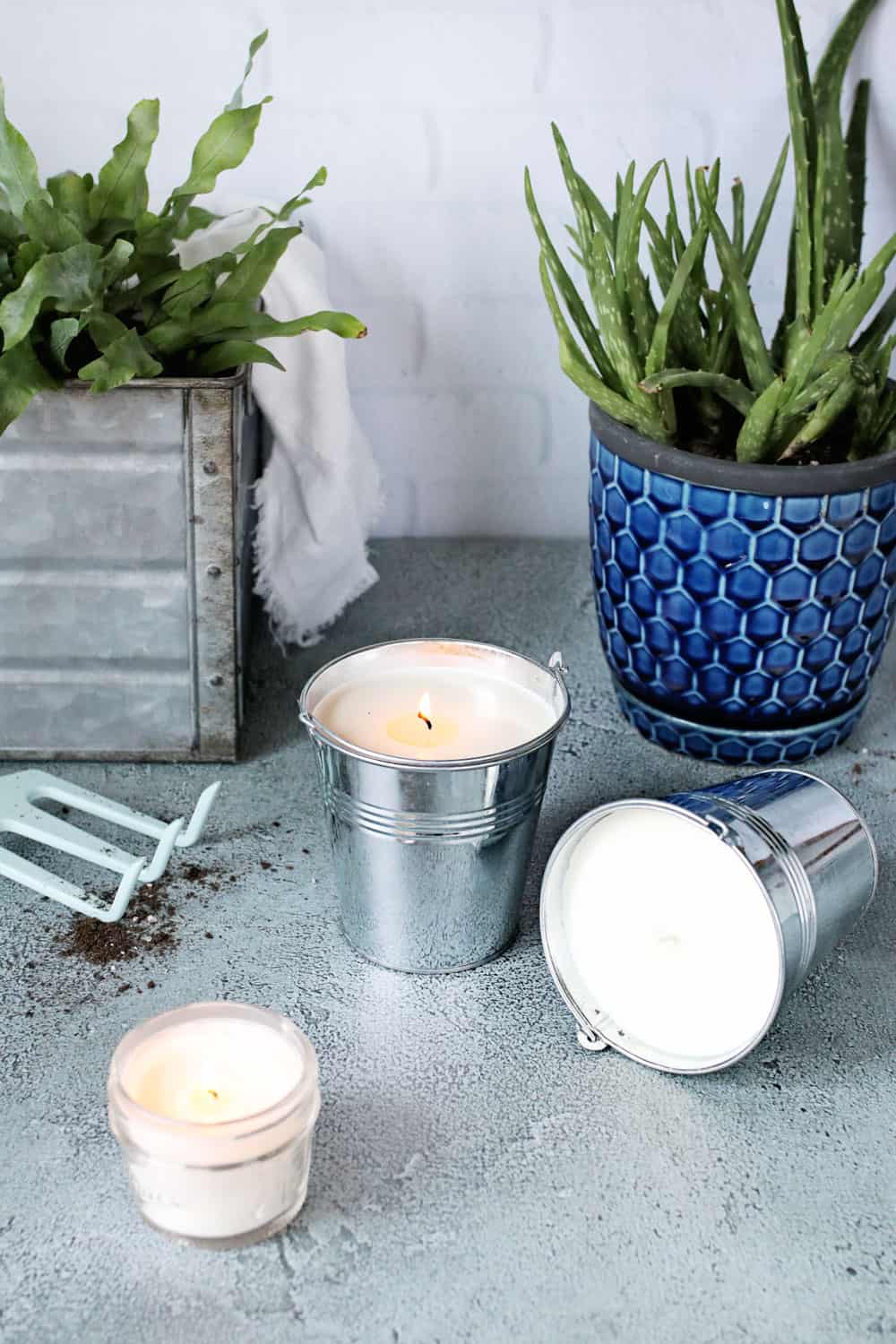 How to Make Patio Candles