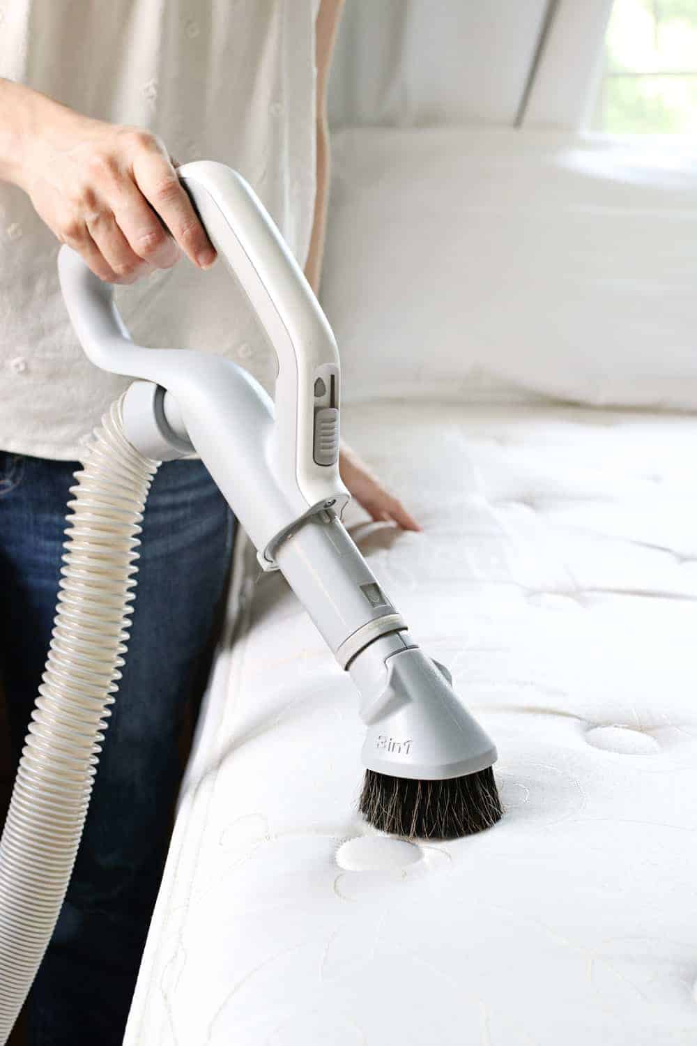 How to Clean a Mattress in 6 Simple Steps