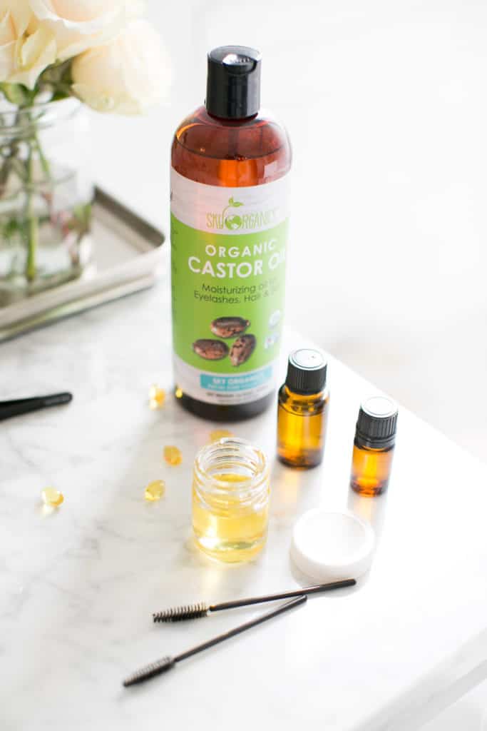 Get Gorgeous Brows With This DIY Castor Oil Eyebrow Serum