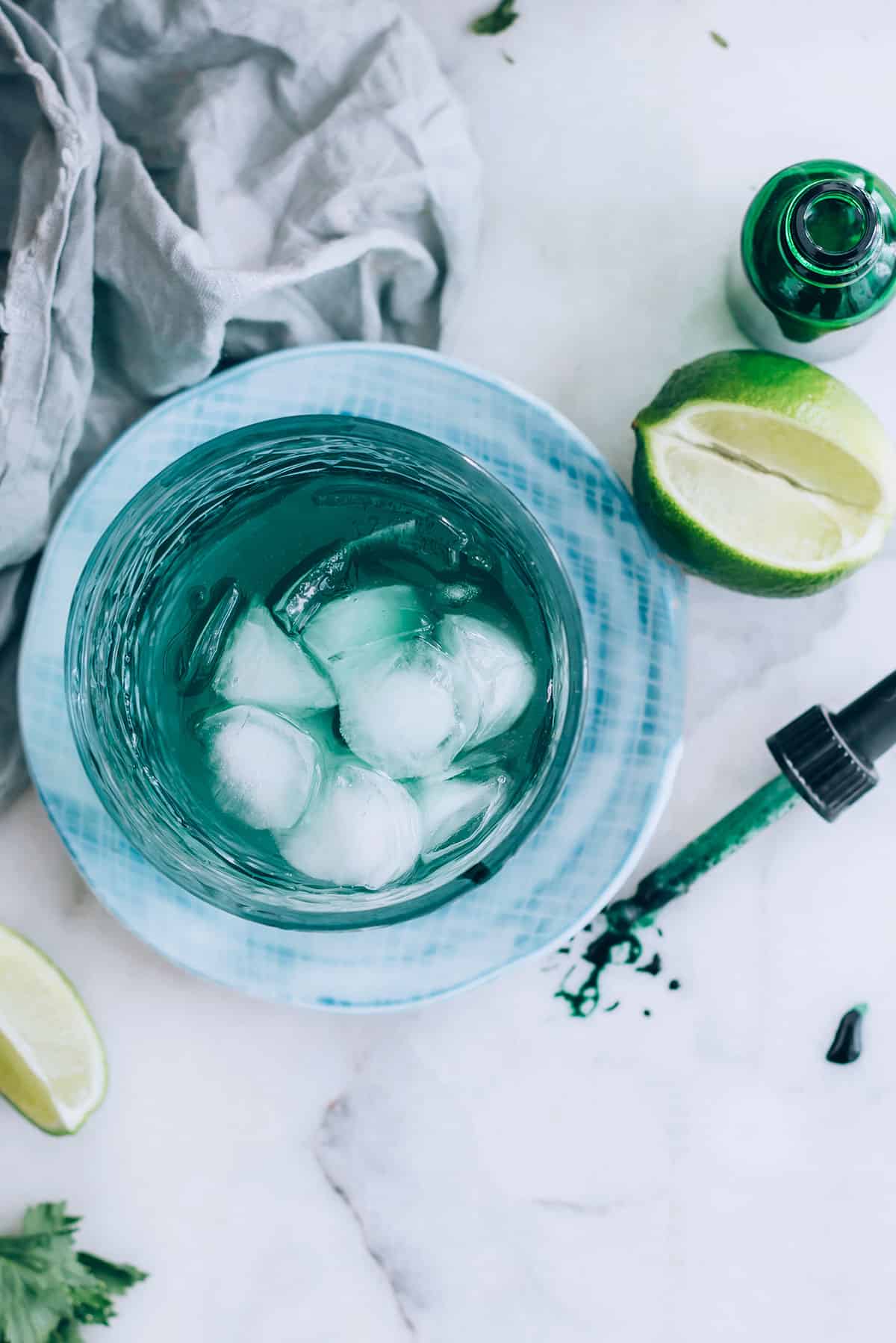 Detox Limeade + The Benefits of Adding Chlorophyll to Your Diet
