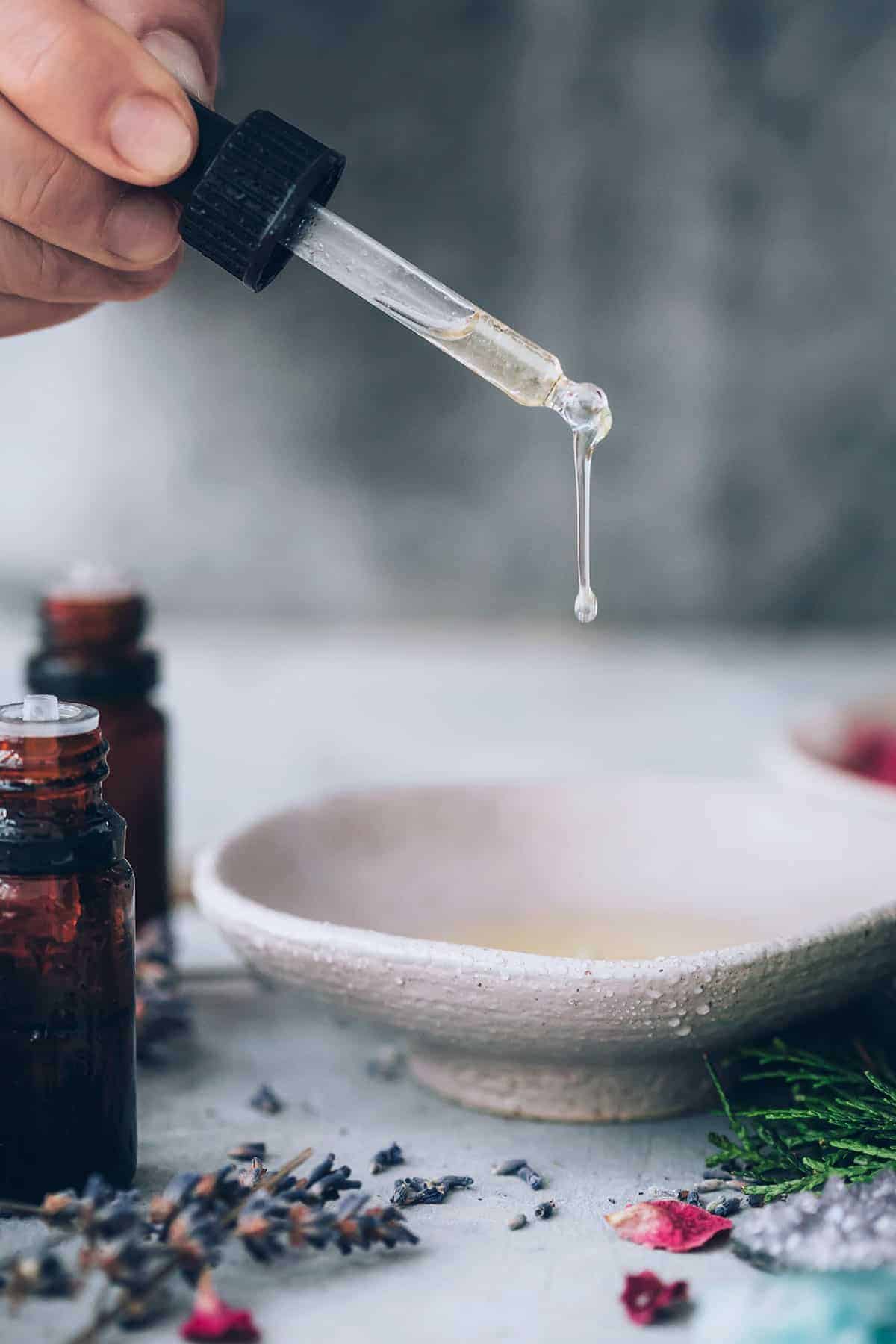 9 Ways to Use Tea Tree Oil, Backed By Science