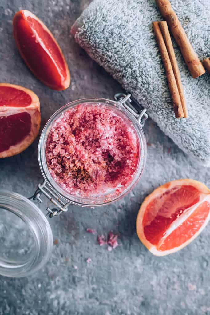 Grapefruit Scrub | 10 DIY Scrub Recipes