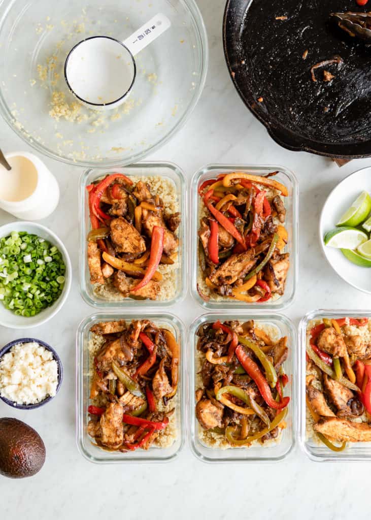 Chicken Fajita Meal Prep Bowls | HelloGlow.co #mealprep