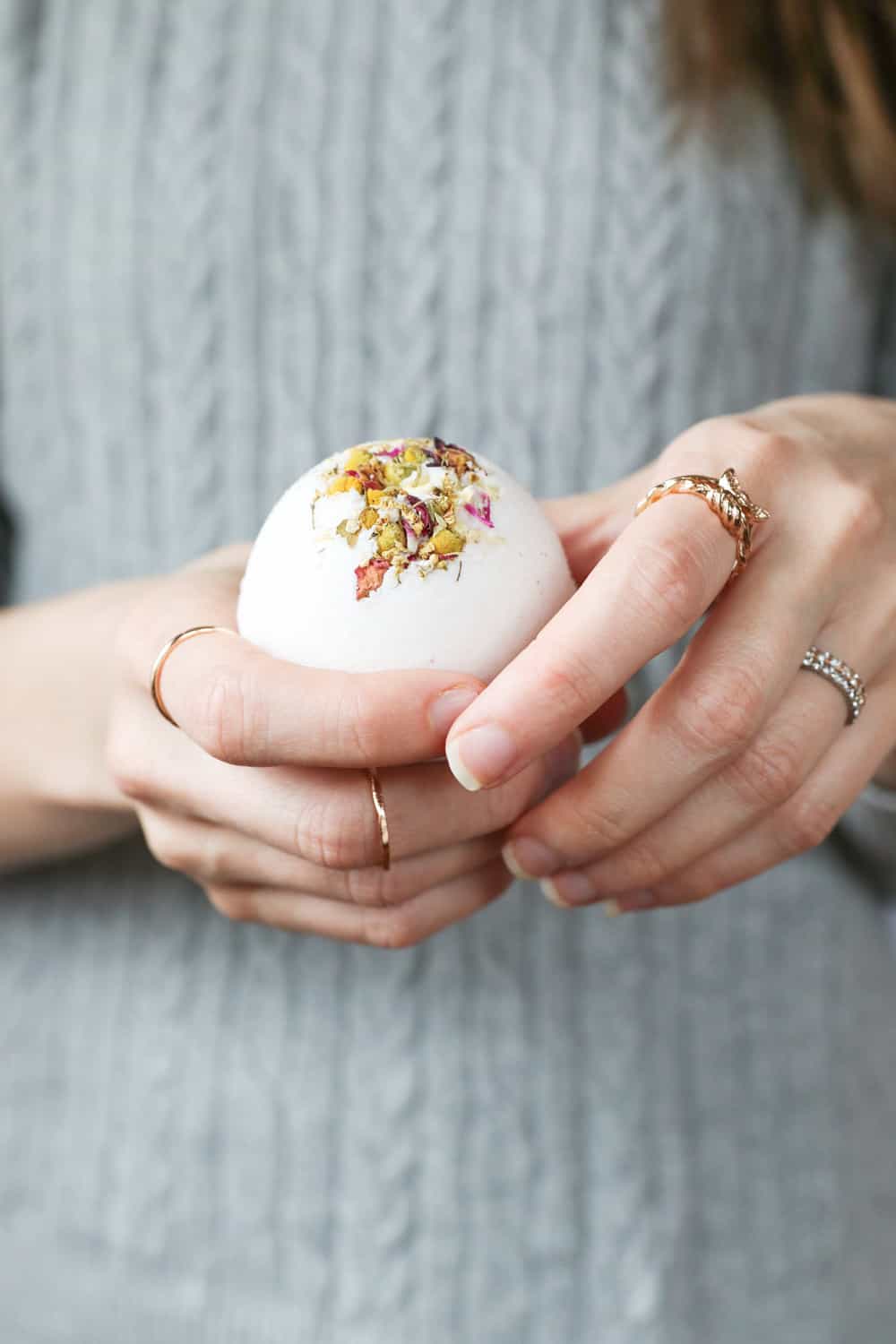 bath bomb subscription with ring