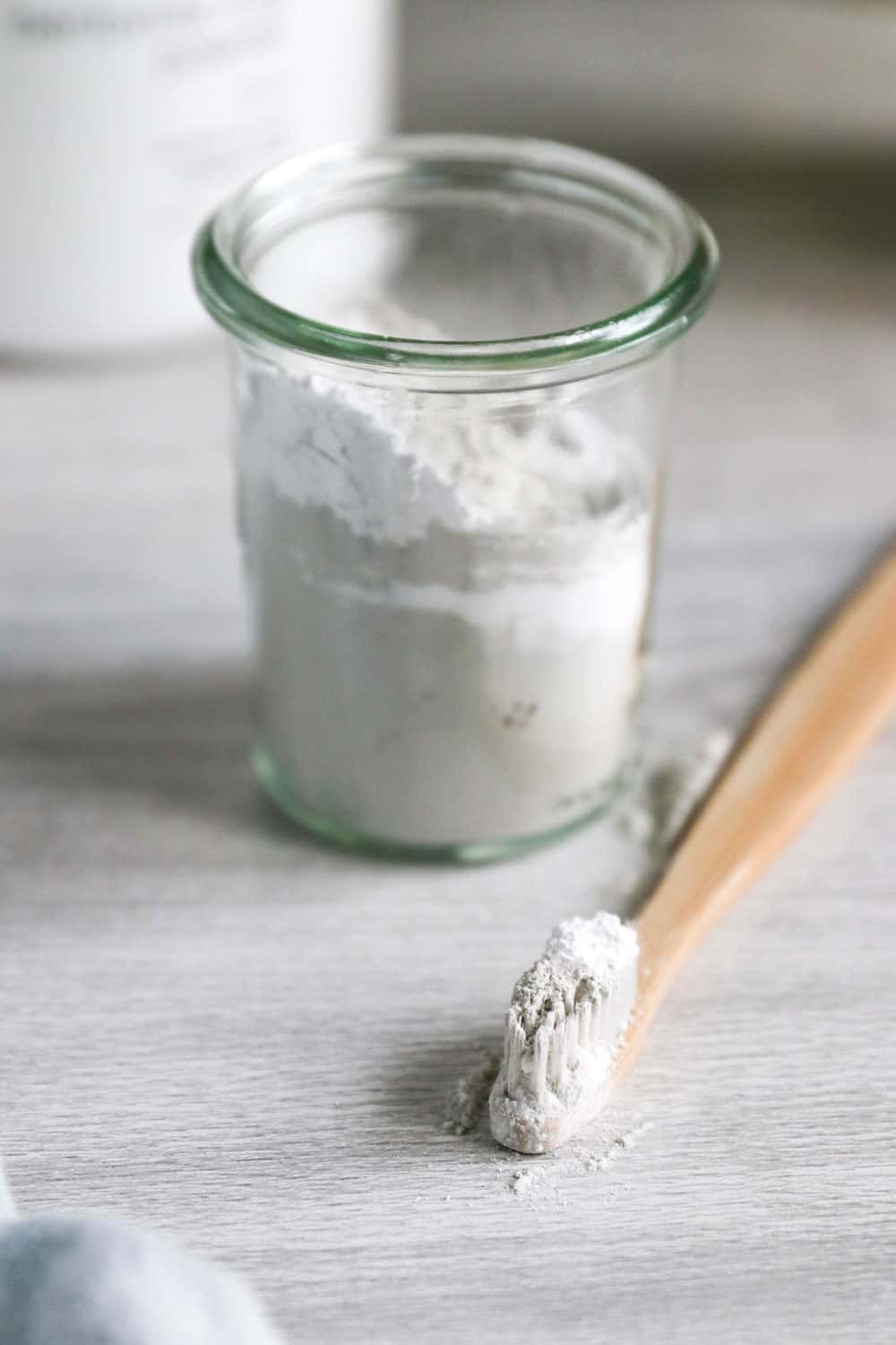 Whitening Tooth Powder with Bentonite Clay