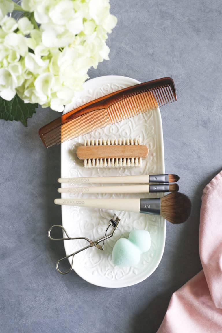 Our Ultimate Guide: How to Clean Beauty Tools - Hello Glow
