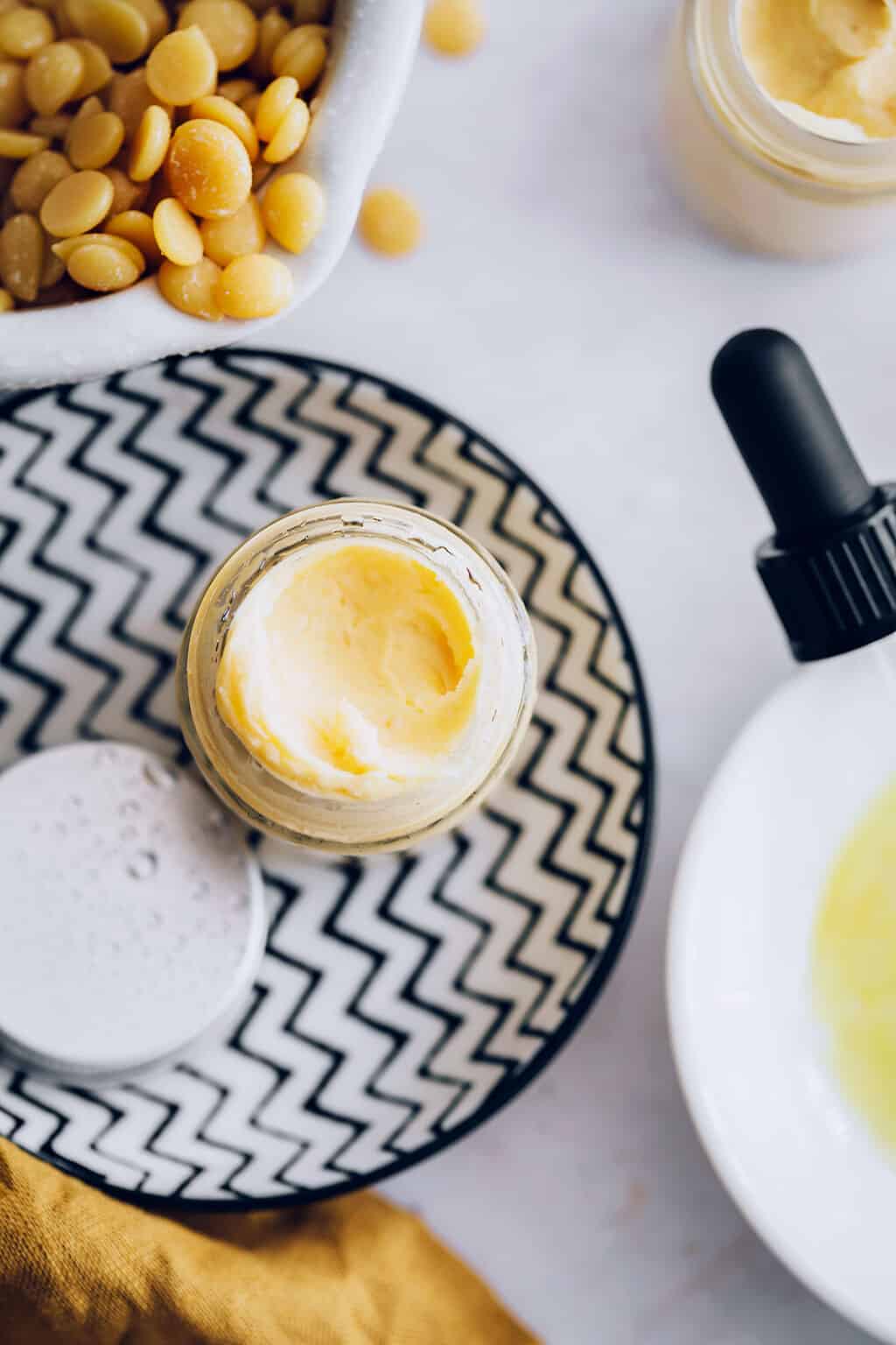 How to make a DIY Cleansing Balm and Makeup Remover with beeswax