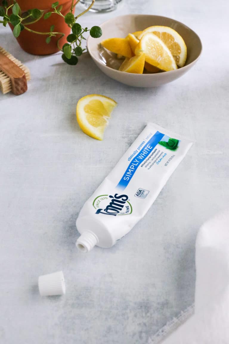 How to Whiten Nails With 9 DIY Nail Whitening Methods | Hello Glow