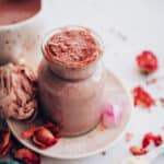 Chocolate Milk with Flax Seeds and Maca