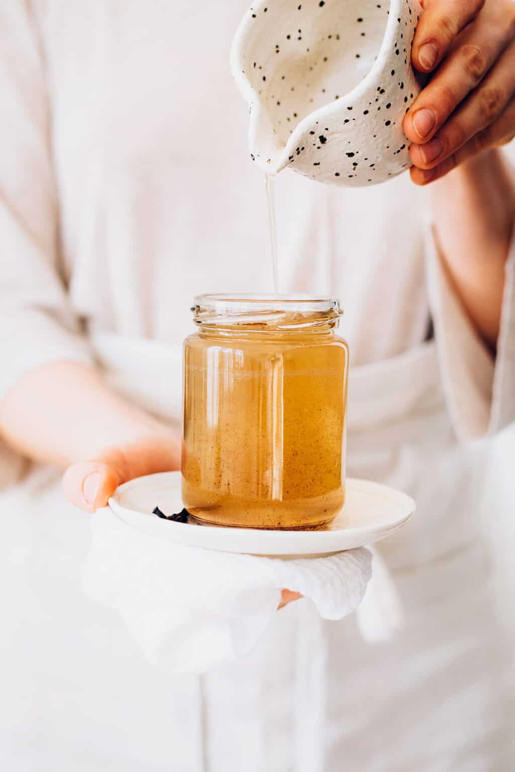 how-to-make-homemade-vanilla-syrup-hello-glow