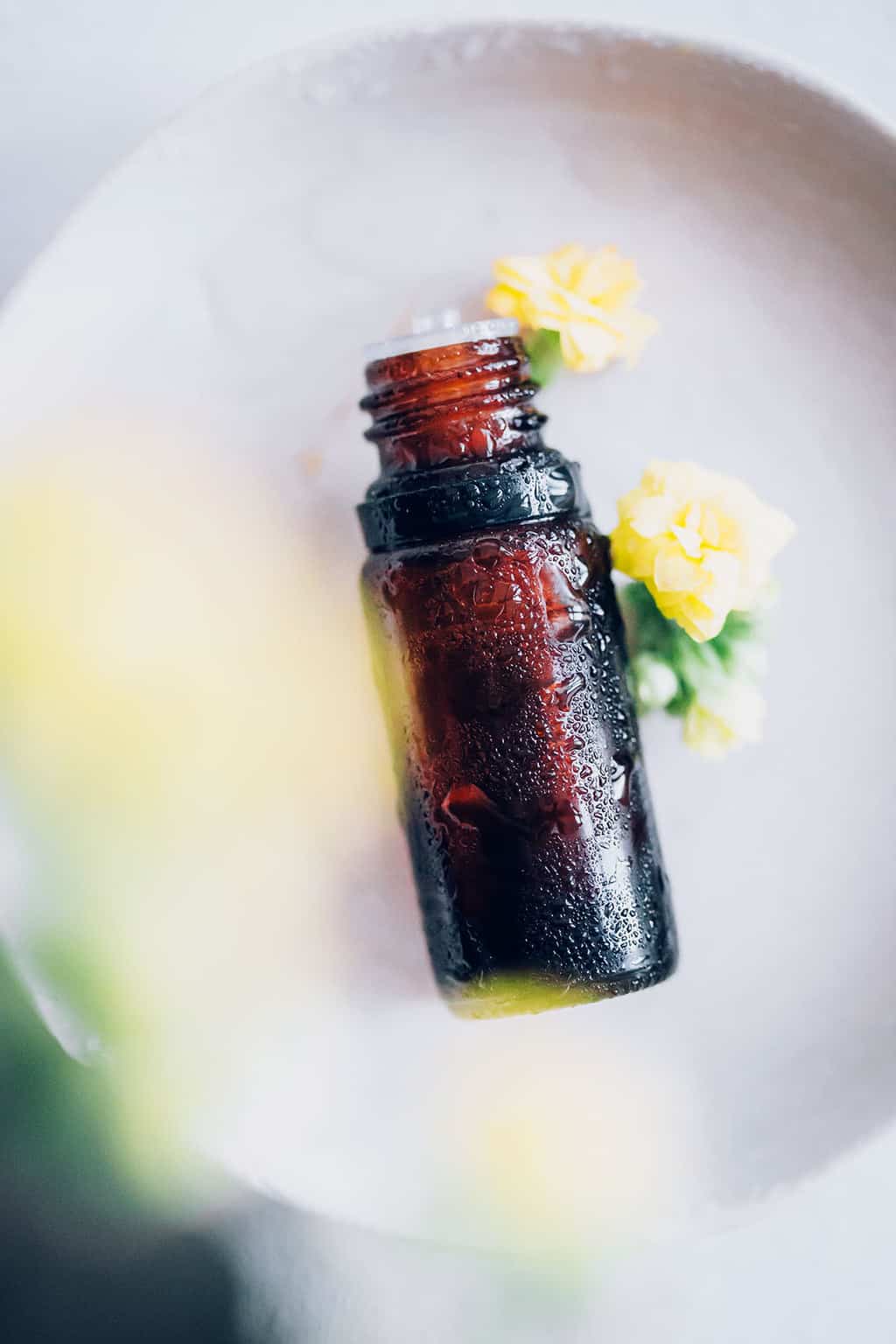 Uses for Helichrysum  Essential Oil