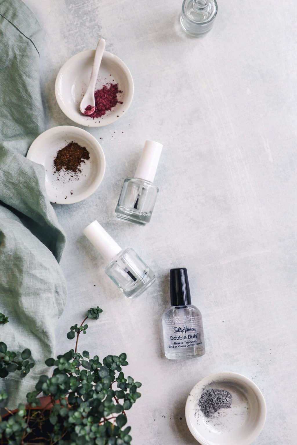 How To Customize Your Own Nail Polish Colors | Hello Glow