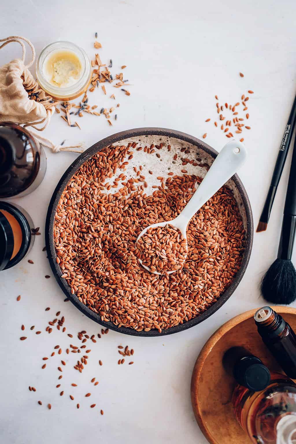 7 Benefits of Flaxseeds for Your Skin + Hair - Plus Recipes - Hello Glow