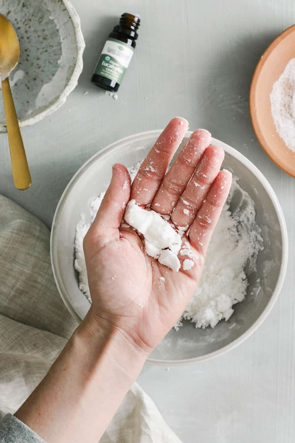 Clear Your Sinuses With These DIY Menthol Shower Steamers ...