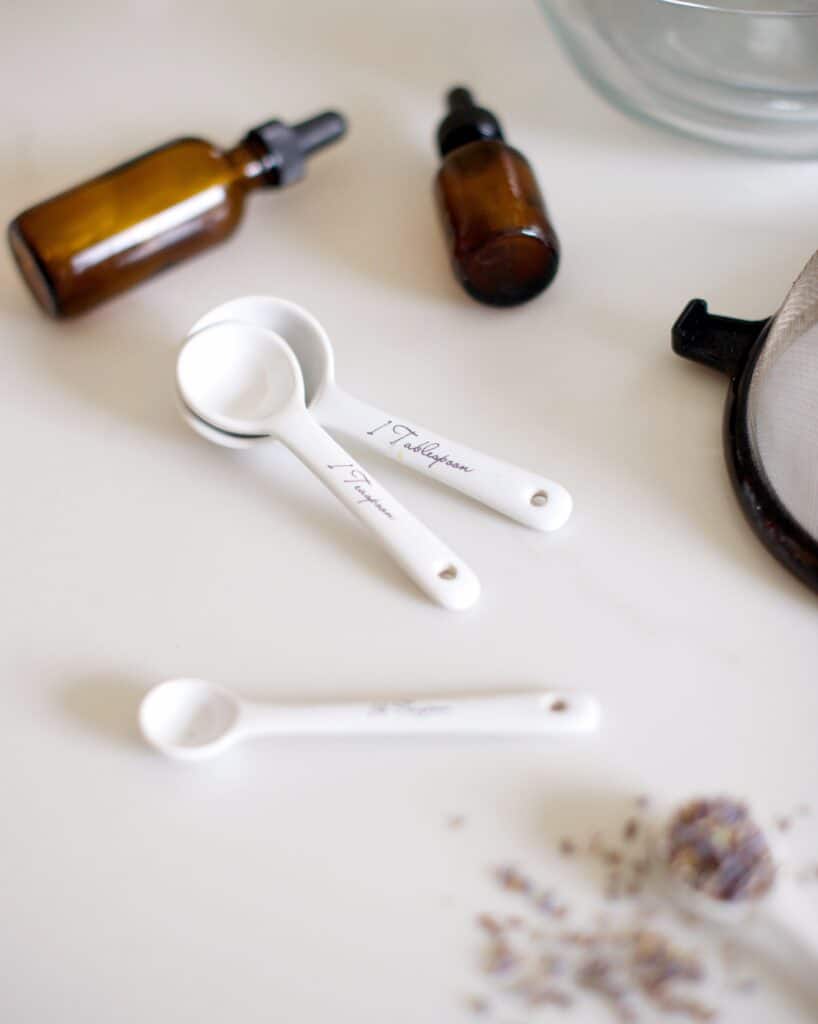 Ceramic measuring spoons | 10 Essential DIY Beauty Tools