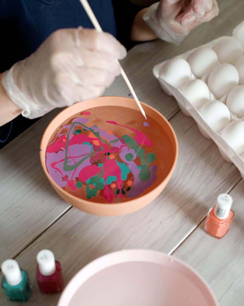 DIY Water Marbled Easter Eggs