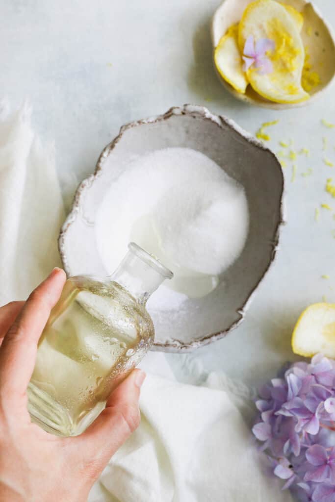 Lemon vanilla sugar scrub