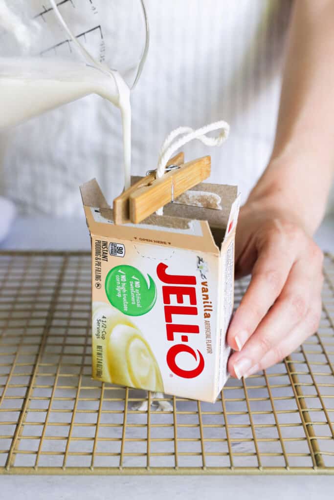 How to Make Soap on a Rope + a Mint-Grapefruit Soap Recipe | Hello Glow