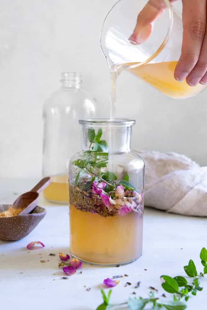 Apple Cider Vinegar Hair Rinse Infused with the Best Herbs for Healthy Hair  - Hello Glow