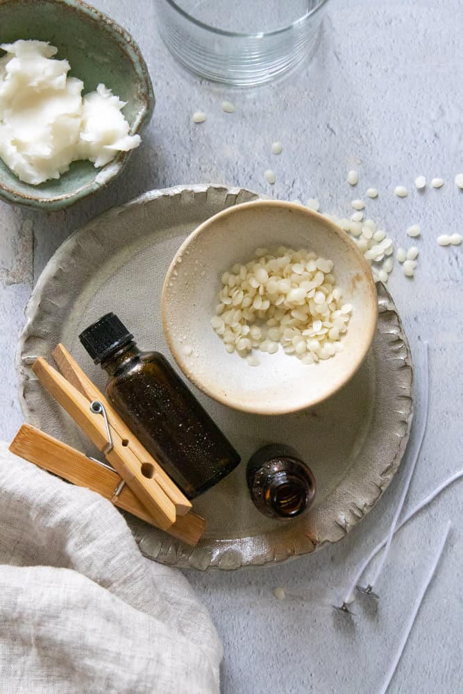 Beeswax granules for making beeswax candles