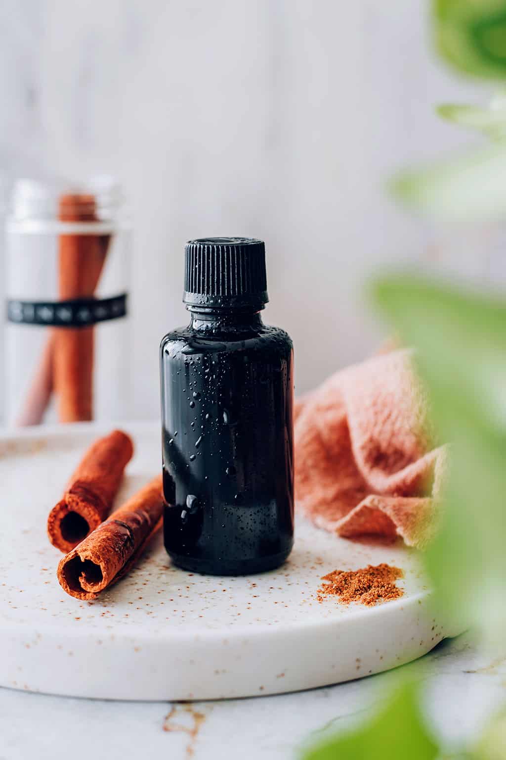 Benefits and Uses for Cinnamon Essential Oil