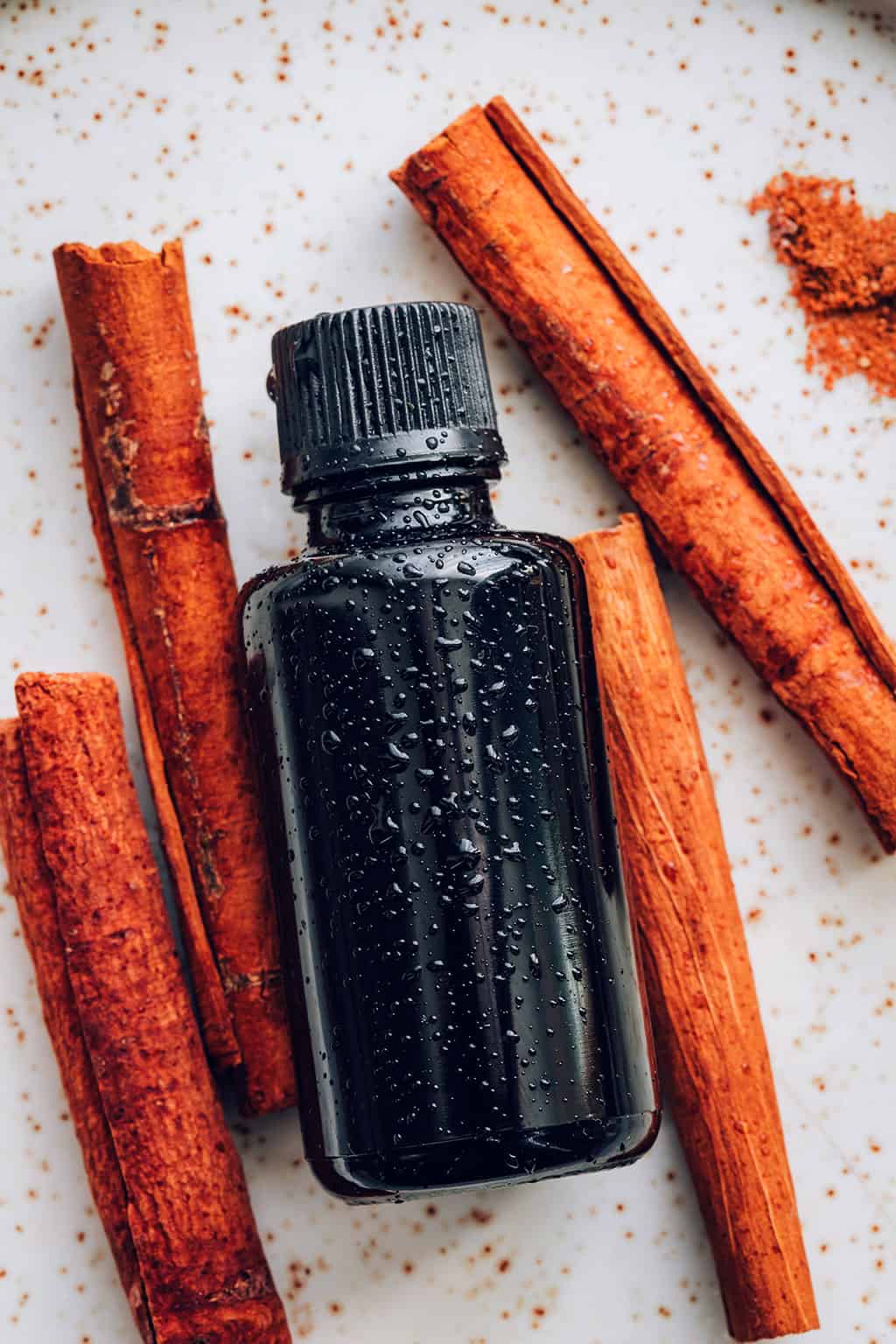 6 Easy Uses for Cinnamon Essential Oil