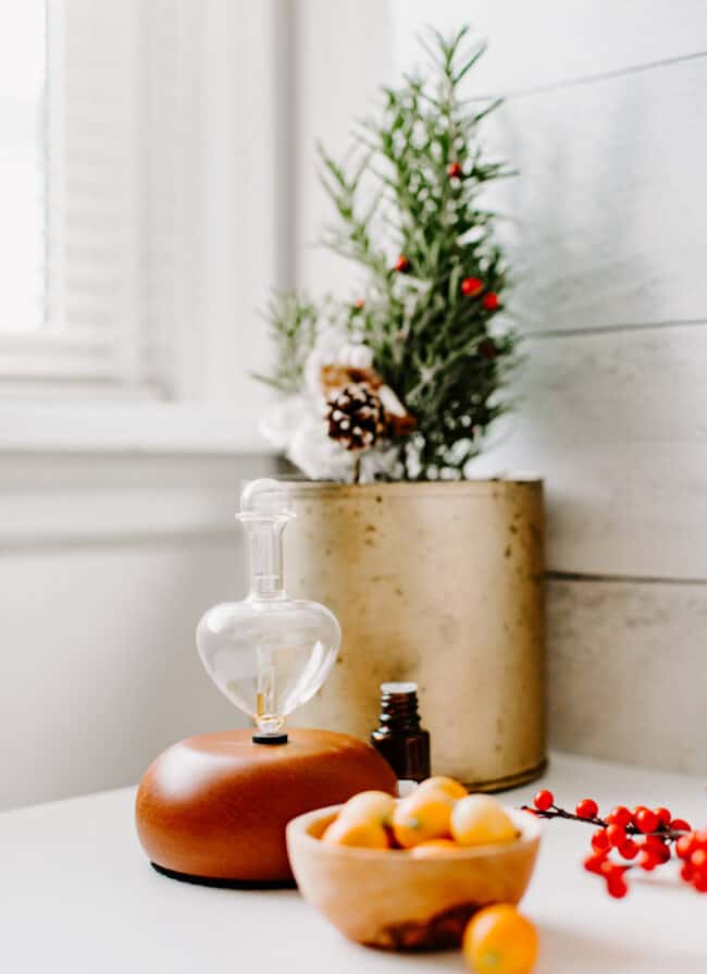 15 Essential Oil Christmas Diffuser Blends