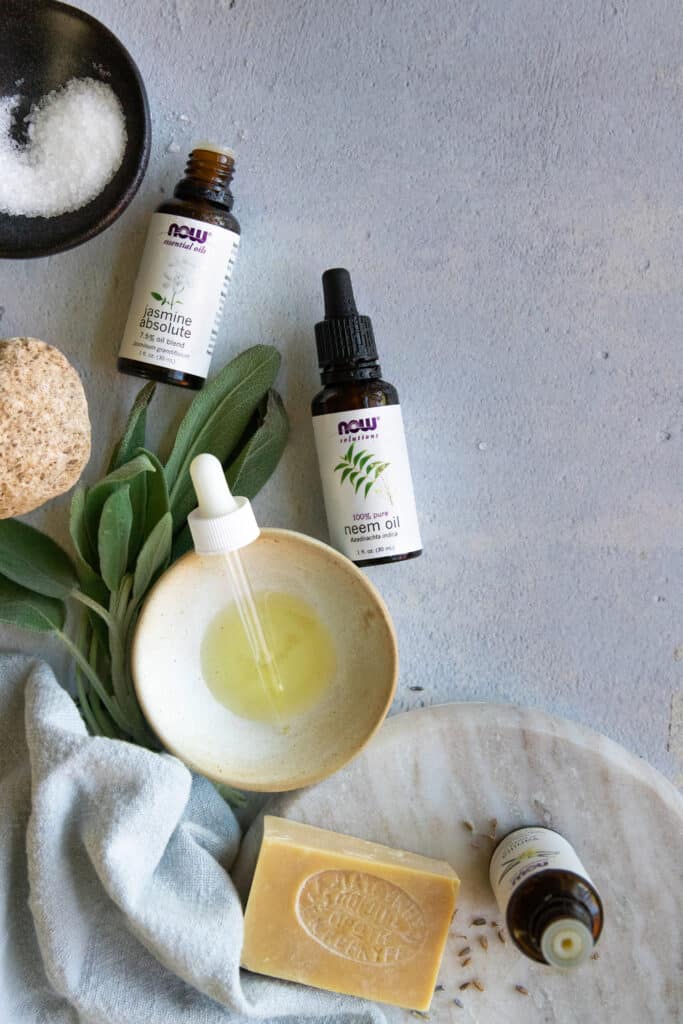 When it comes to essential oils, looks can be deceiving. If you're looking for the best brands of essential oils, here are our top picks.