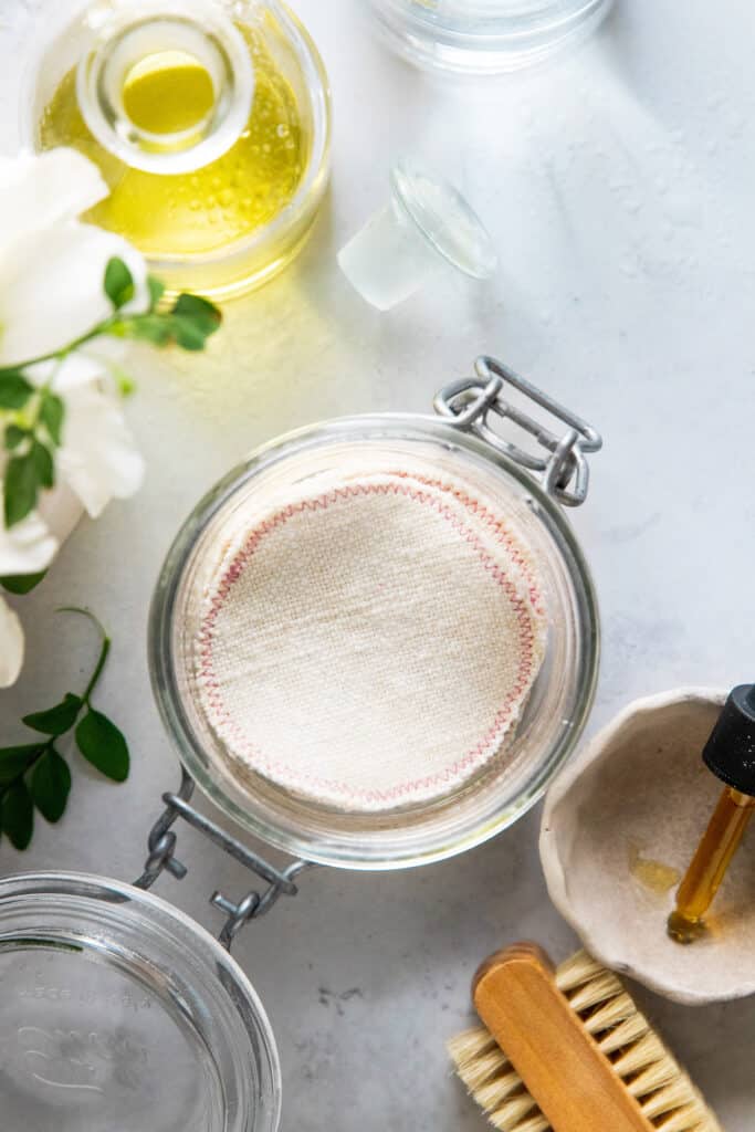 Say goodbye to single-use cotton products and make these reusable cotton rounds from old cotton dish towels in a matter of minutes.