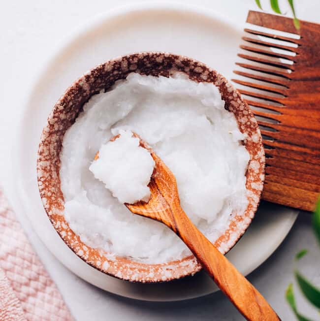 How to Use Coconut Oil for Shiny, Healthy Hair