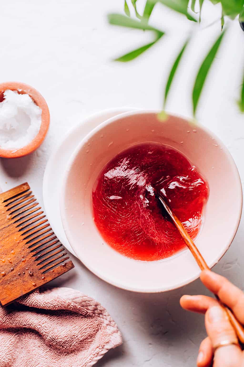 Rinçage pré-shampooing à l'hibiscus et à l'huile de noix de coco
