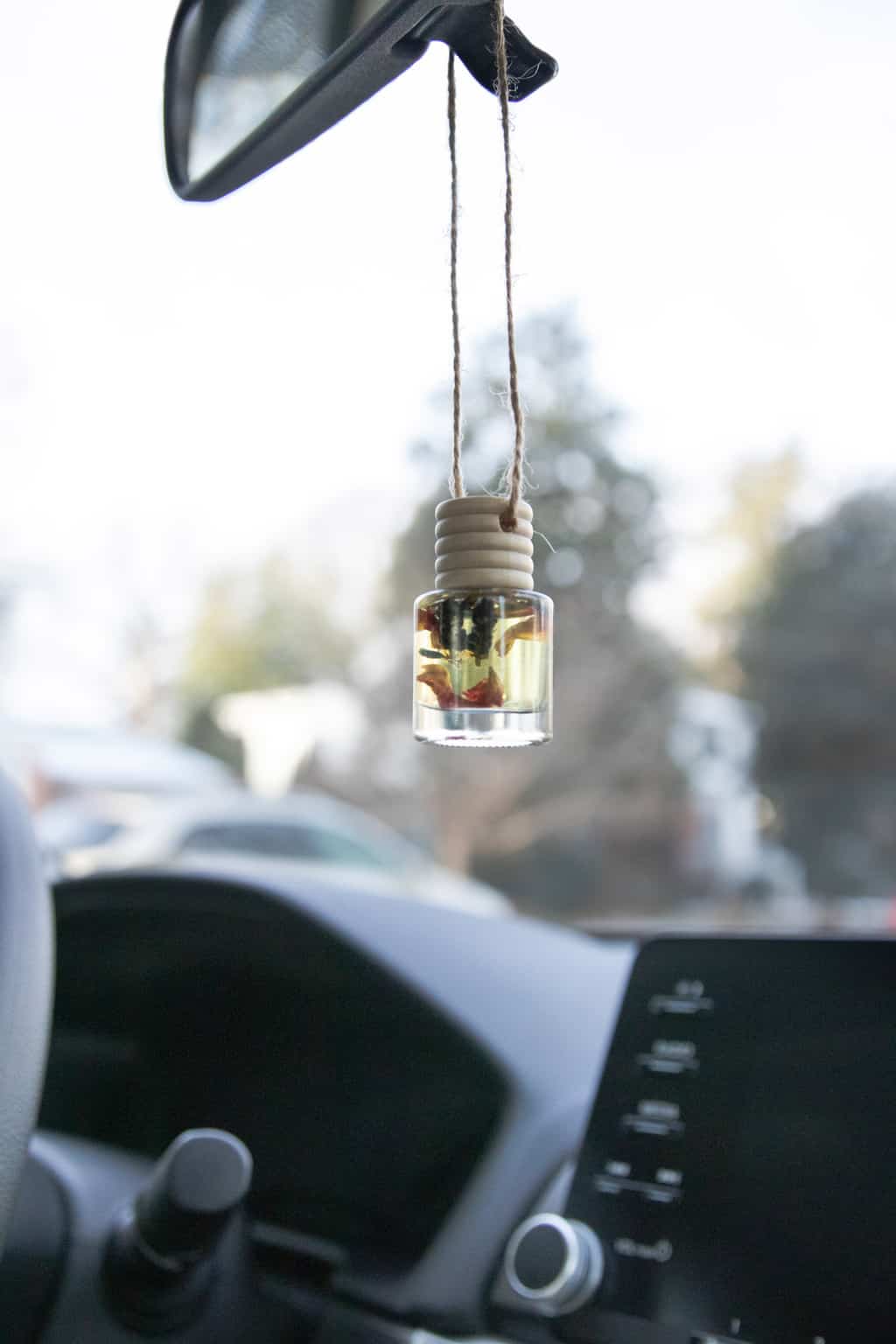 How to Make Essential Oil Car Diffusers