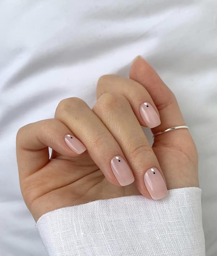 15 Natural Nail Designs That Aren't Boring