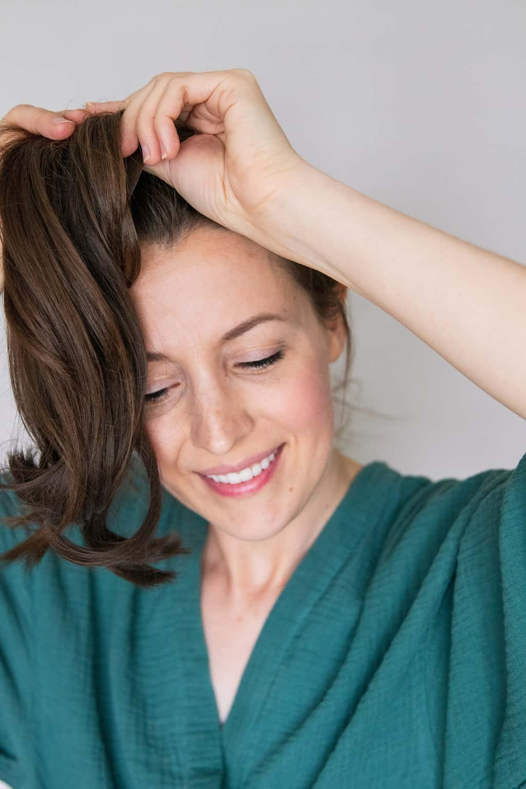 How to Cut Your Hair at Home Using the Ponytail Method - Hello Glow