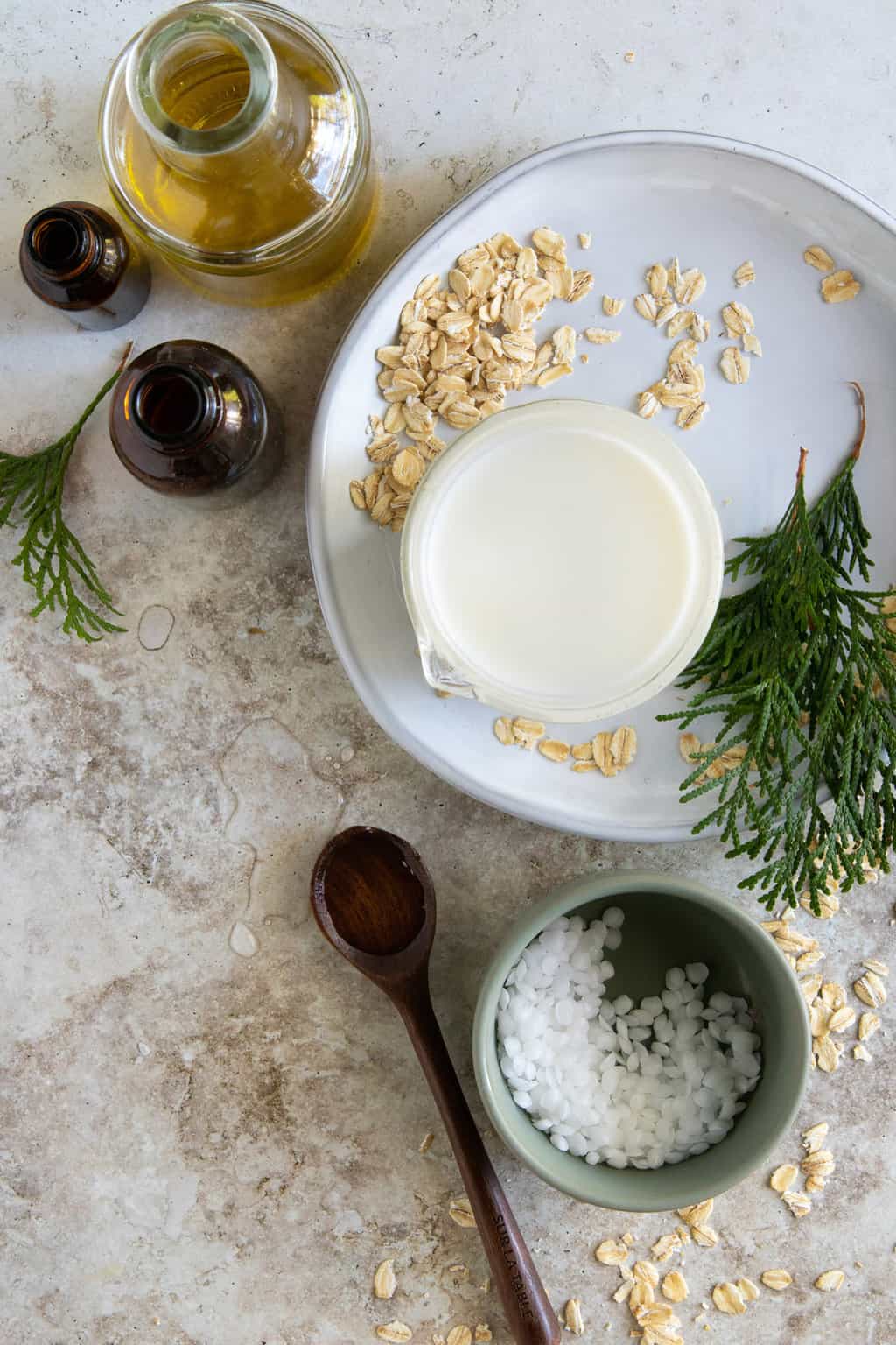 Ingredients for Oat Milk Lotion