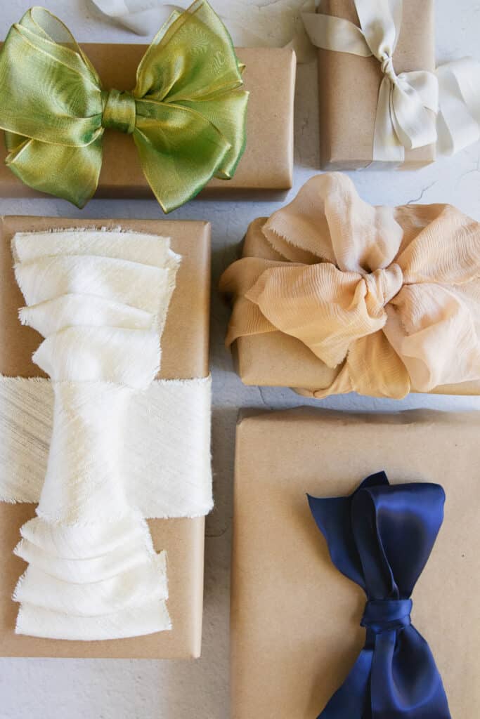 5 Homemade Bows for Gifts You Can Whip Up in No Time, make a gift 