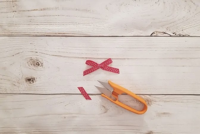 how to make a big bow with thin ribbon
