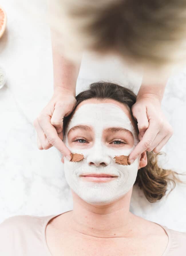 Use 2 mask recipes to make your face mask more effective