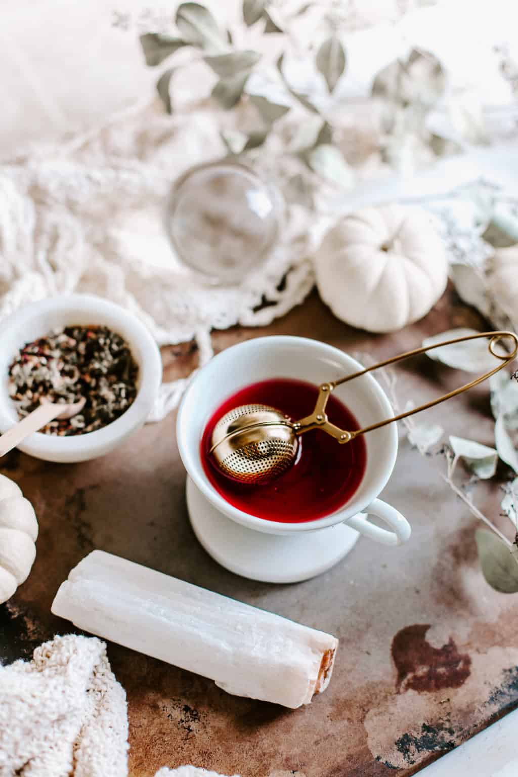 Ruby Red Glowing Skin Tea