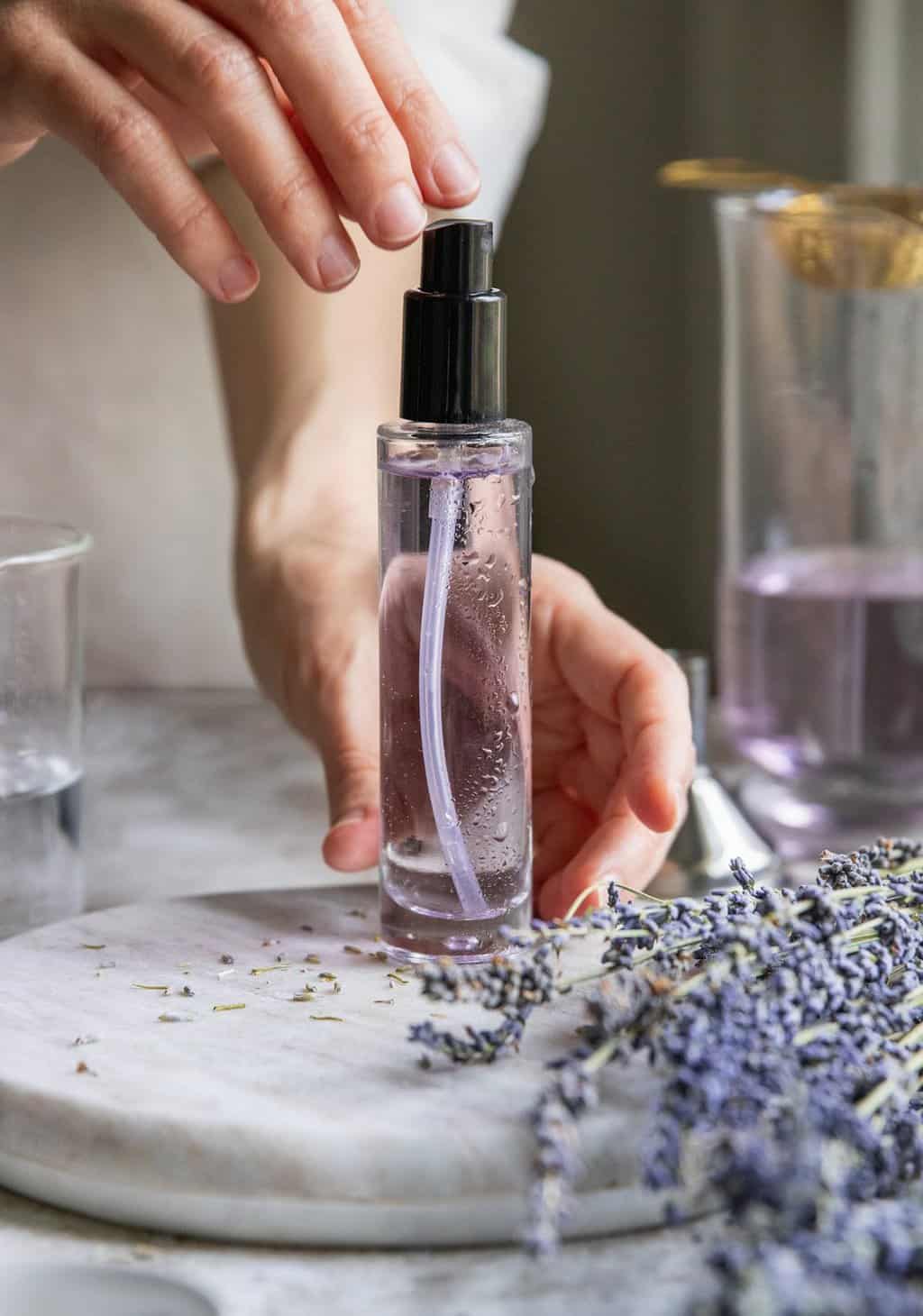 How to make lavender floral water