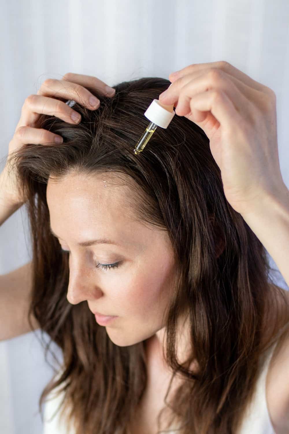 How to make a scalp oil with essential oils