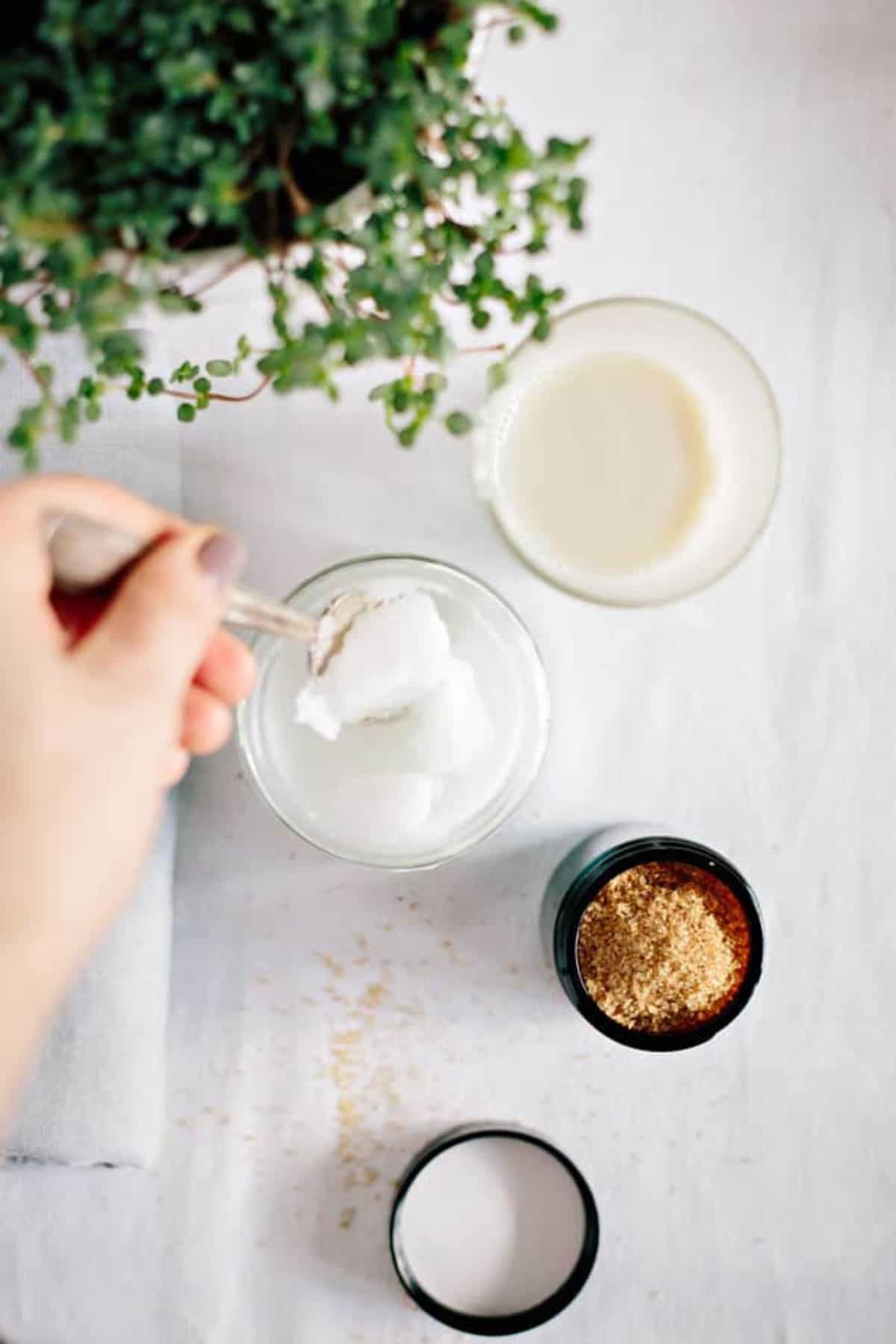 Coconut milk body scrub recipe
