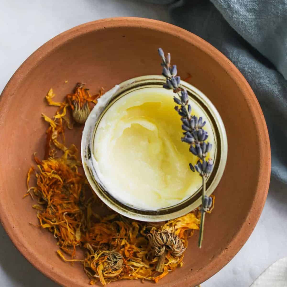 How to Make a Super Soothing Bug Bite Balm